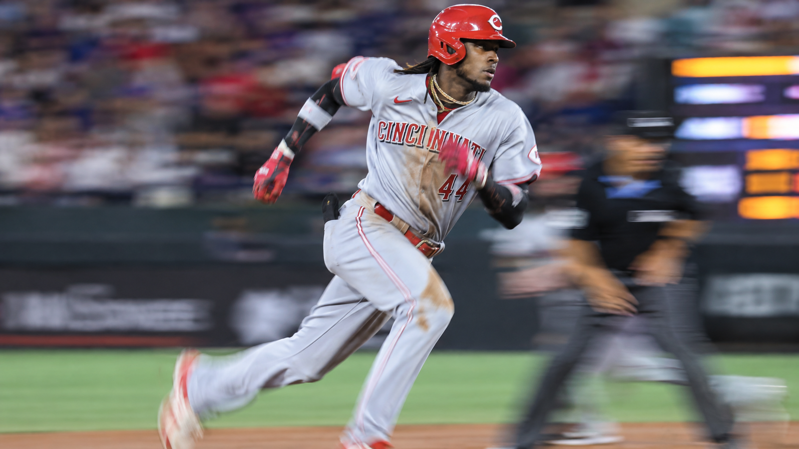 elly-de-la-cruz-bases-robadas-mlb