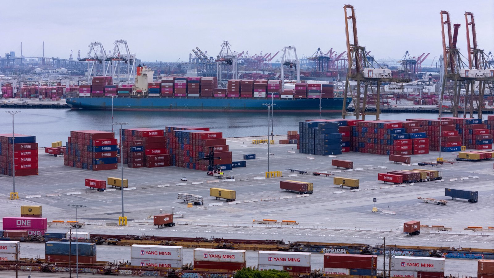 RD: Exportaciones crecen 12%