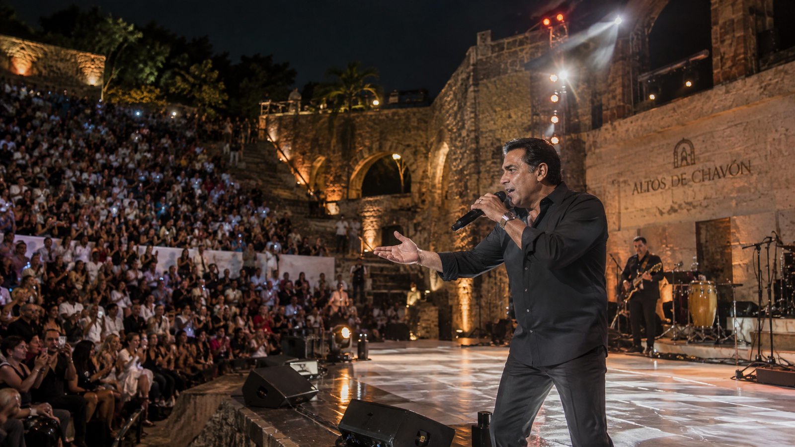 Montaner: Éxito en Altos de Chavón montaner-concierto-altos-chavon-1