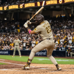 Fernando Tatis Jr. lidera a los Padres de San Diego en el Juego 1 de la Serie de Comodines tatis-jr-playoffs-padres