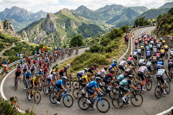 Vuelta a España 2026: Remco Evenepoel domina la etapa 16 y consolida su liderato en la general