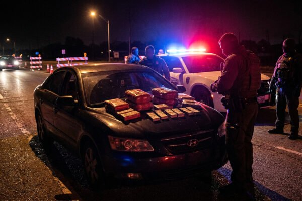 agentes dncd detenidos 35 kilos cocaina barahona
