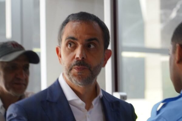 Antonio Espaillat, propietario de la discoteca Jet Set, a su llegada al tribunal