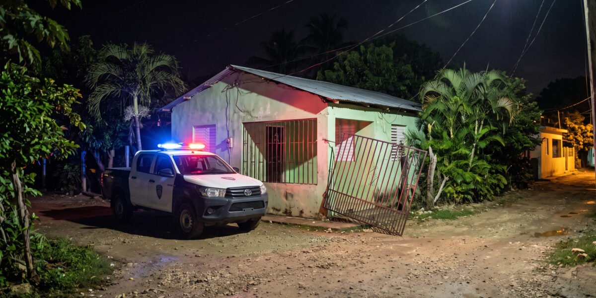 Banda armada asalta y amordaza a empresario tabaquero en Altamira