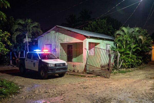 Banda armada asalta y amordaza a empresario tabaquero en Altamira