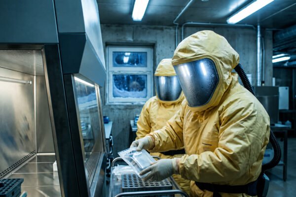 Imagen conceptual de laboratorio de bioseguridad en Rusia