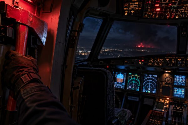 Copiloto de Flydubai intentó atacar con un hacha en pleno vuelo hacia Israel