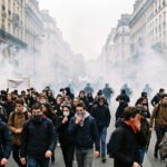 Francia: Estudiantes en pie de guerra