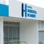 Fachada del Hospital Municipal de Imbert, en Puerto Plata