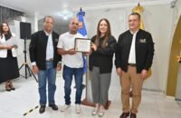 JCE entrega la cédula cuatro millones y pide renovar antes de abril de 2027