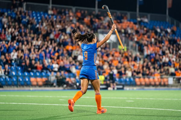 India vuelve a lo alto en el hockey