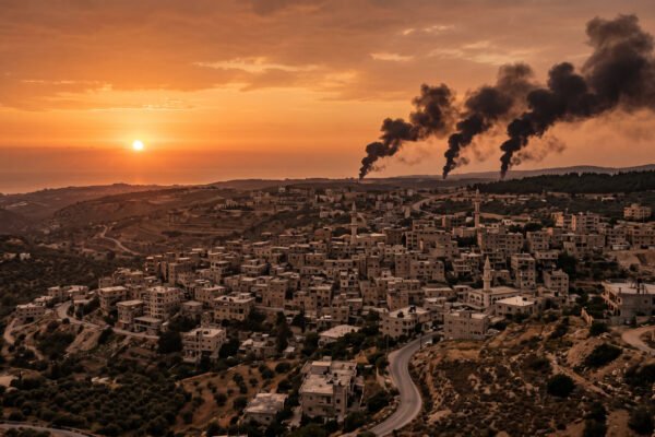 israel bombardea sur libano ofensiva relampago