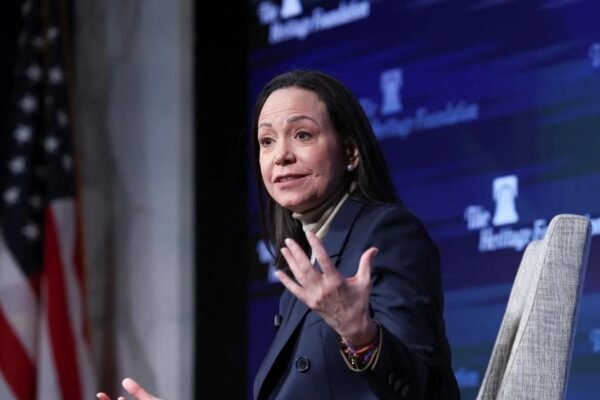 María Corina Machado afirma que regresará a Venezuela y reprocha a EE. UU. su exclusión