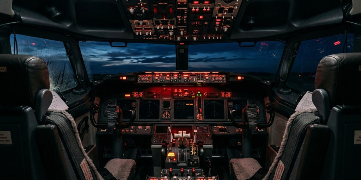 Terror en el aire: Copiloto intenta secuestrar vuelo de Flydubai y ataca al capitán con un hacha