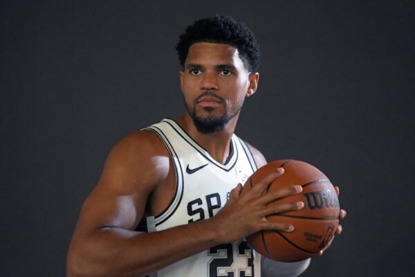 tobias harris strains calf nba preseason injury 2026